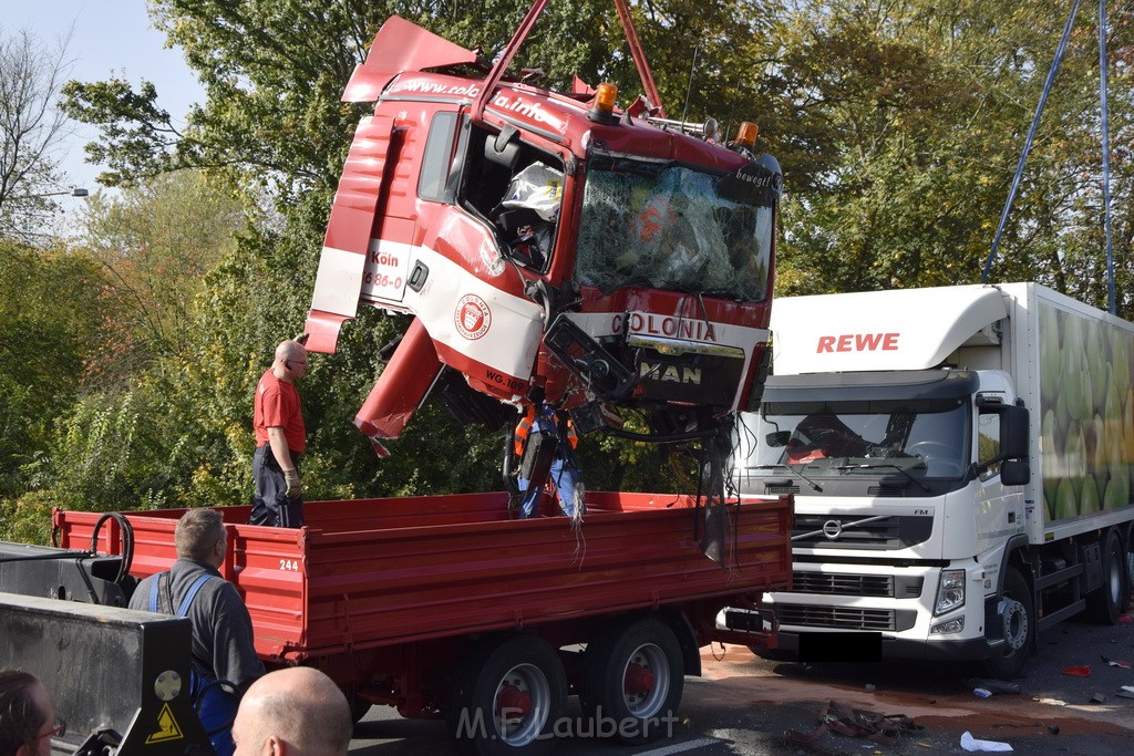 Schwerer VU PKlemm A 57 Rich Innenstadt Hoehe Koeln Chorweiler P128.JPG - Miklos Laubert